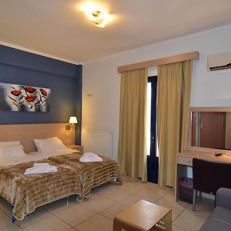 Iridanos Hotel Antikyra Exterior photo