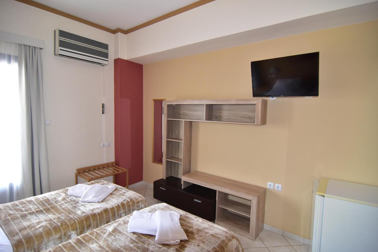 Iridanos Hotel Antikyra Exterior photo