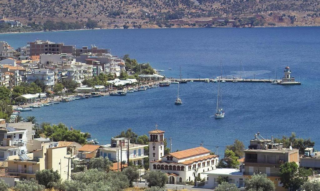 Iridanos Hotel Antikyra Exterior photo