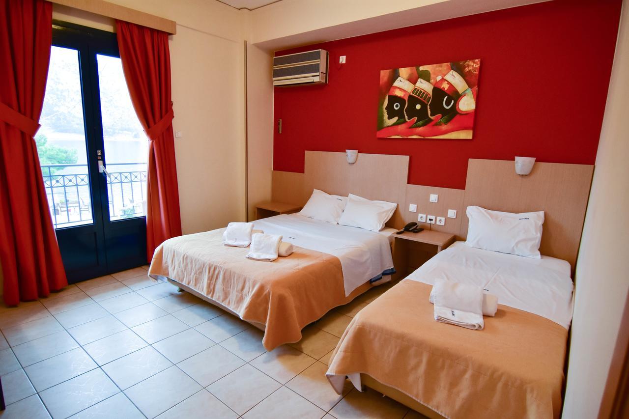 Iridanos Hotel Antikyra Exterior photo
